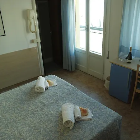 Rivazzurra Готель Пезаро