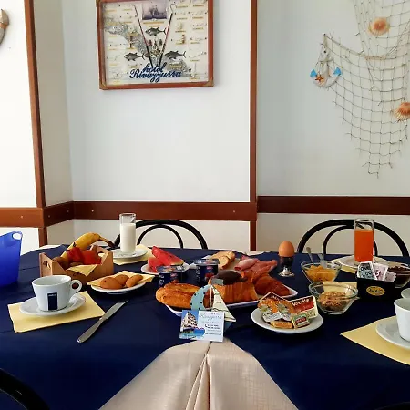 Rivazzurra Готель Пезаро