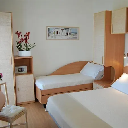 Rivazzurra Szálloda 3*