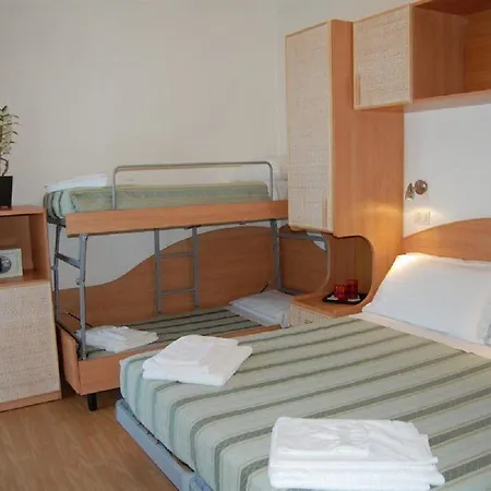 Szálloda Rivazzurra 3*